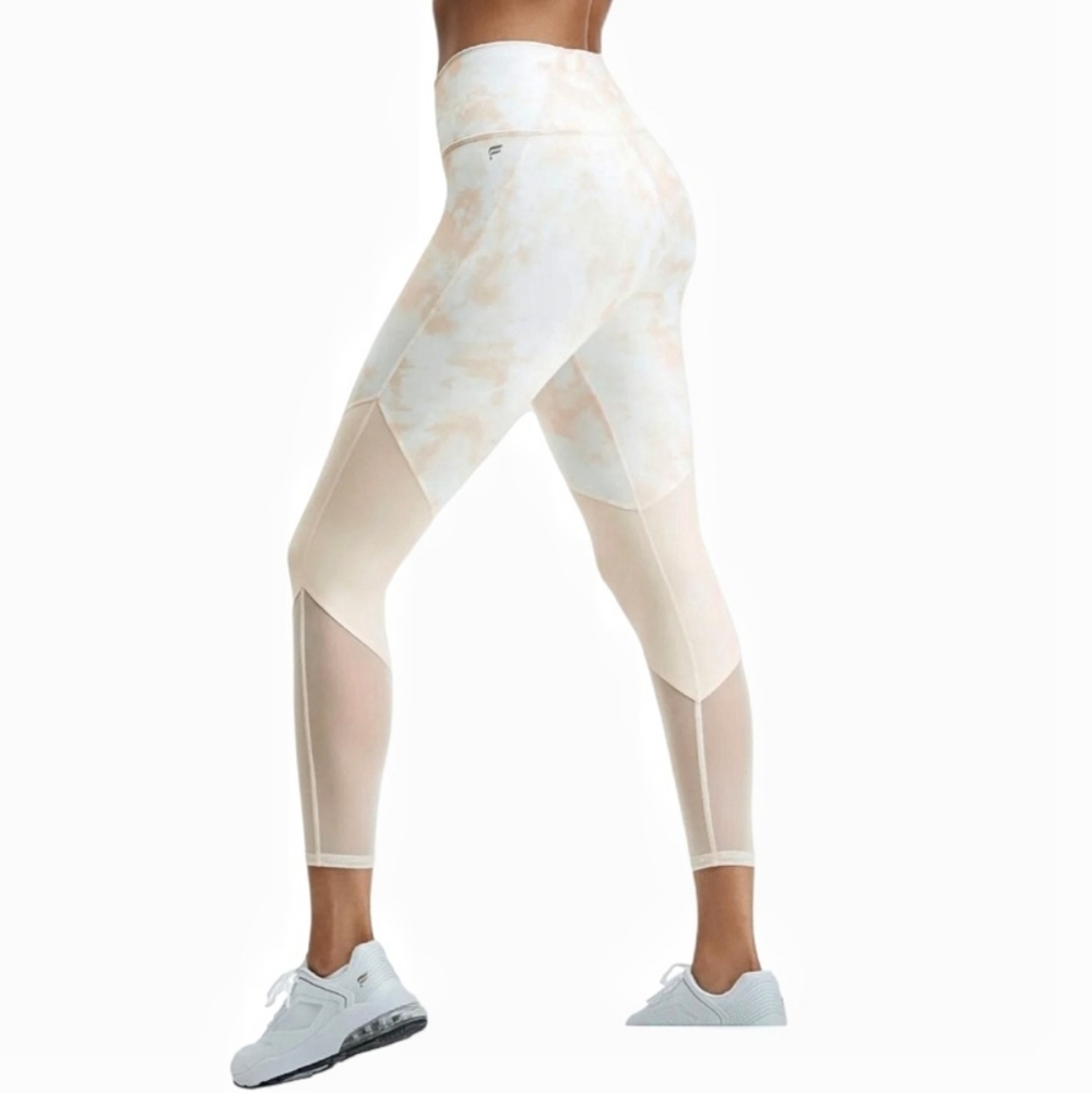Fabletics - Zone High Waisted 7/8 Honey Milk Magma Leggings